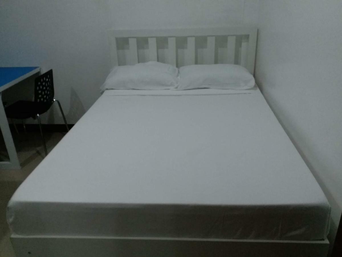 Clark-Pad Inn, Angeles City Экстерьер фото