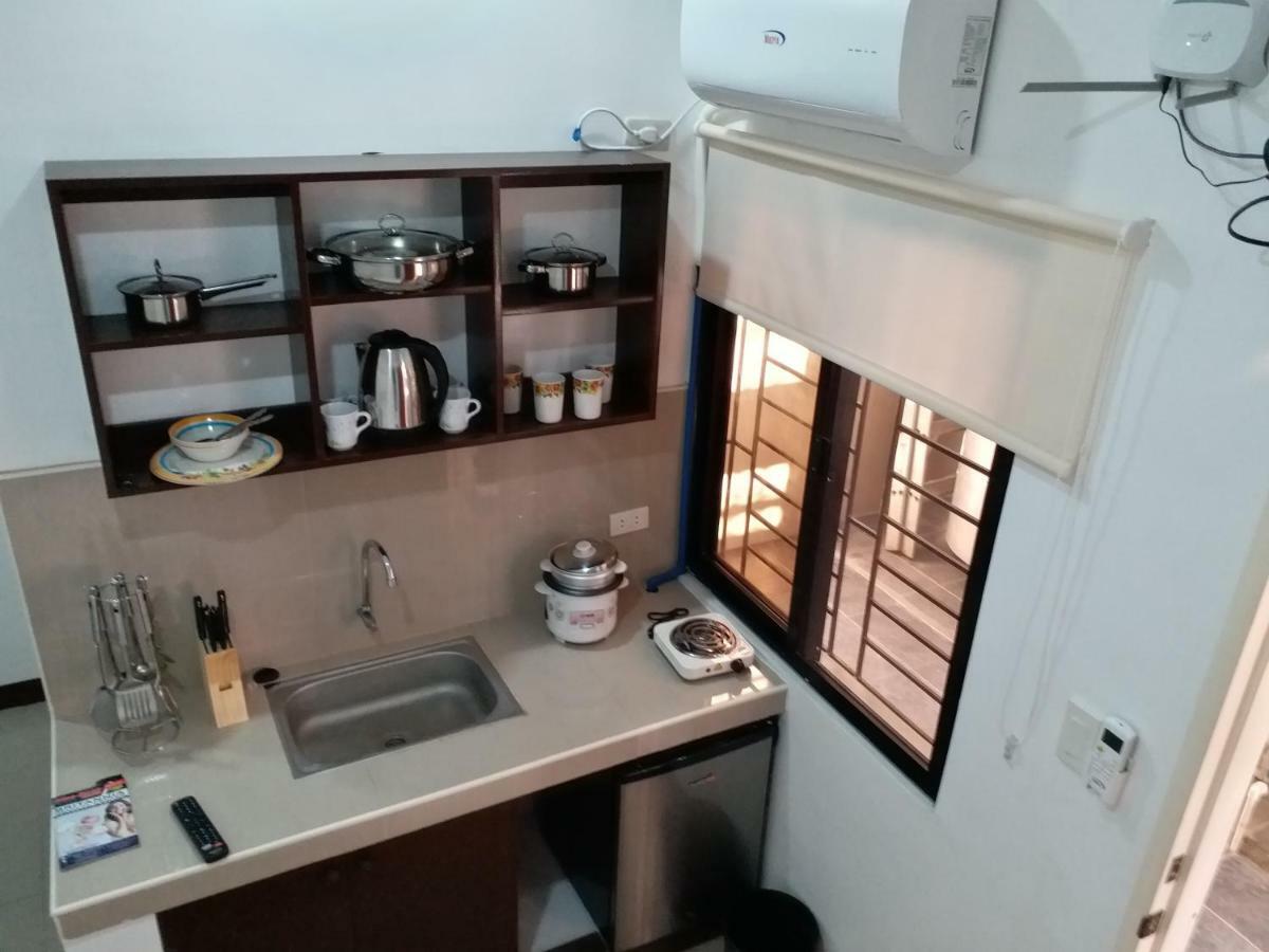 Clark-Pad Inn, Angeles City Экстерьер фото