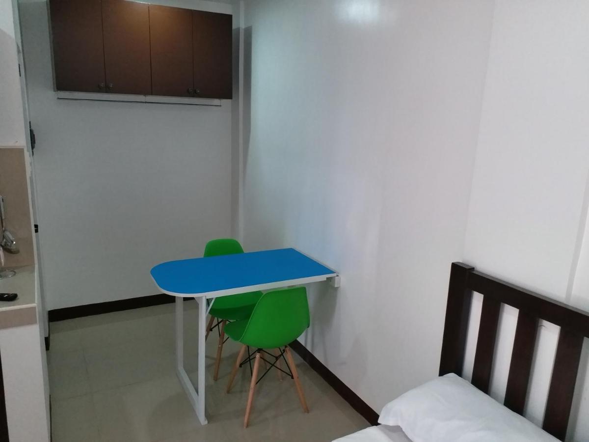 Clark-Pad Inn, Angeles City Экстерьер фото