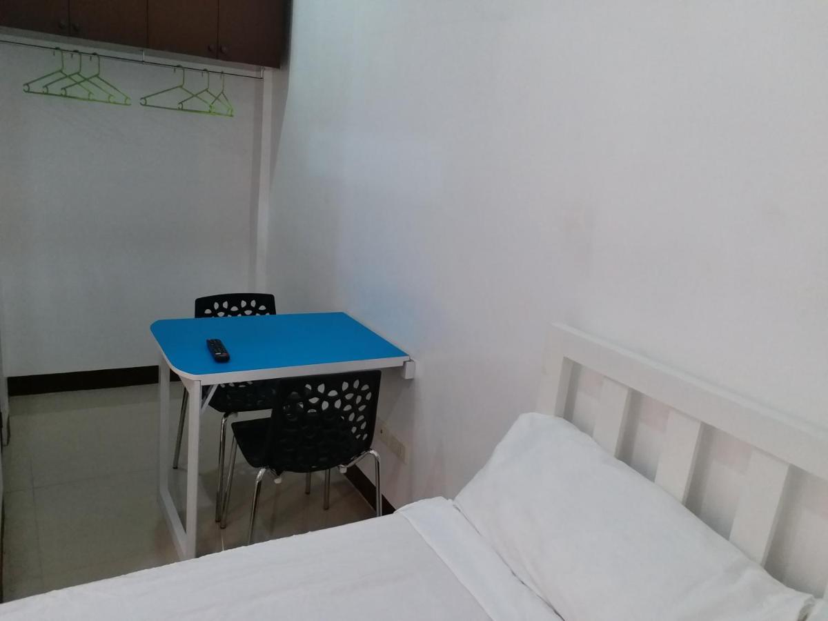 Clark-Pad Inn, Angeles City Экстерьер фото