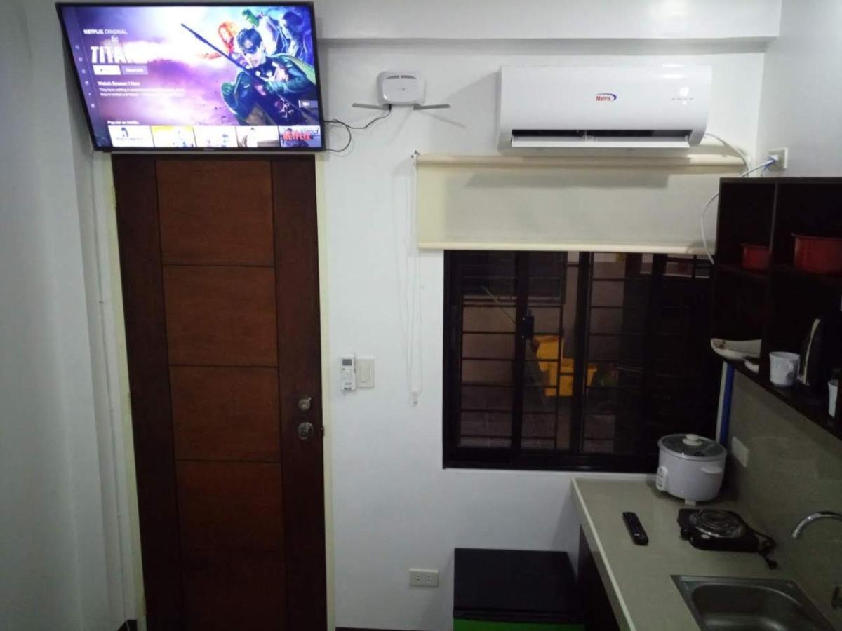 Clark-Pad Inn, Angeles City Экстерьер фото